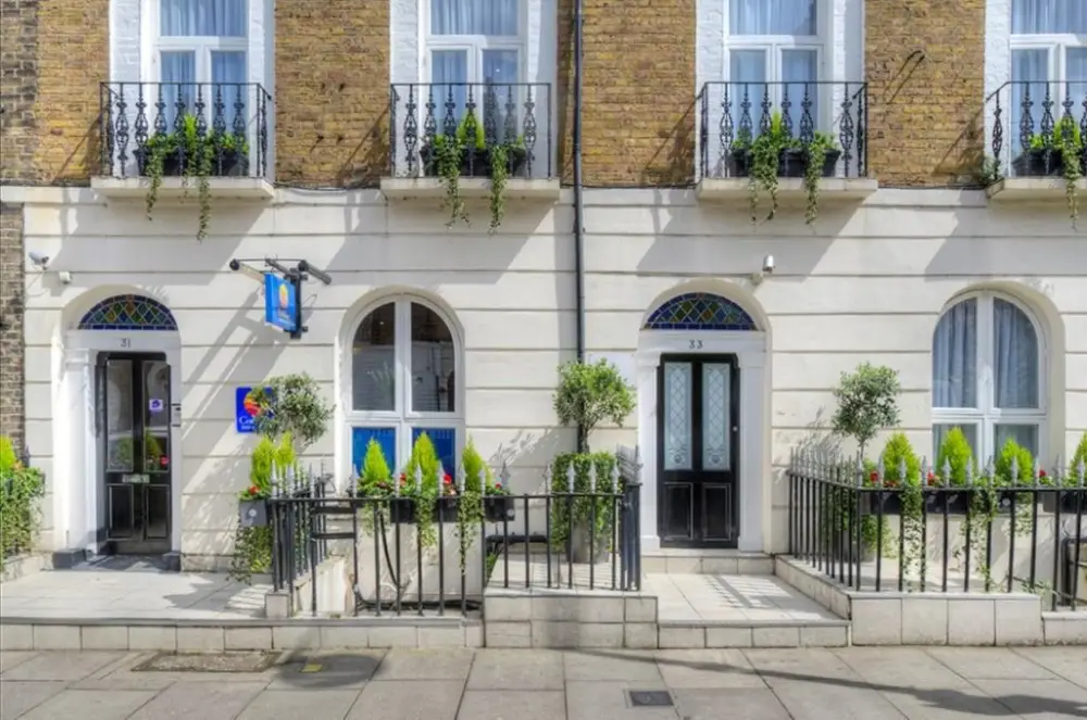 Hotel Comfort Inn | London City Break - Train and Hotel