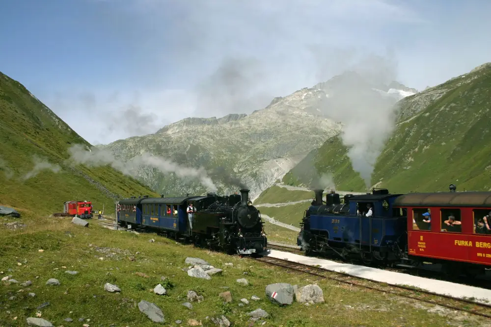  Furka Bahn - Crossing other steam train