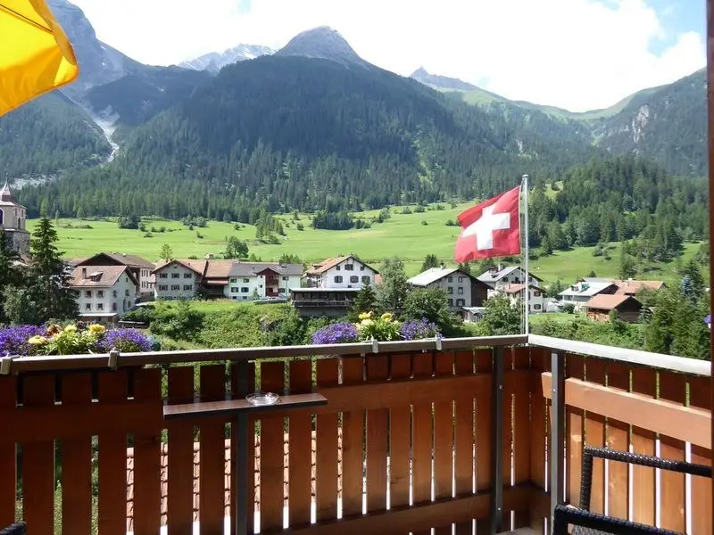 Hotel Ladina | Bahn-Urlaub Schweiz - Bergün