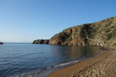 Italy by train - Remote beach
