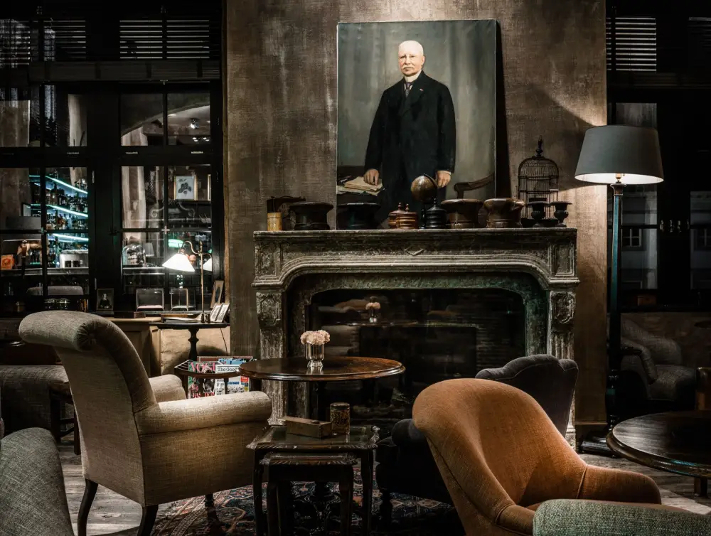 1898 The Post***+ | City break Ghent - Train and Hotel