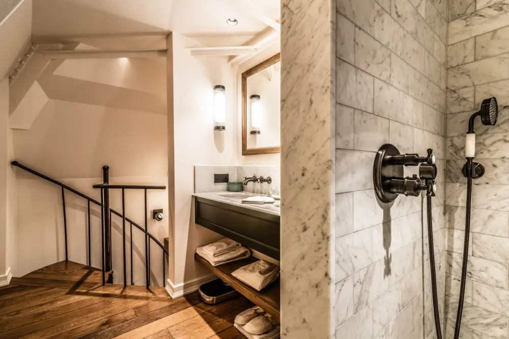 1898 The Post***+ | City break Ghent - Train and Hotel