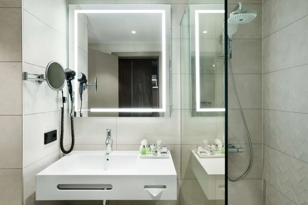 NH Collection Antwerp Centre**** | City break Antwerp - Train and Hotel