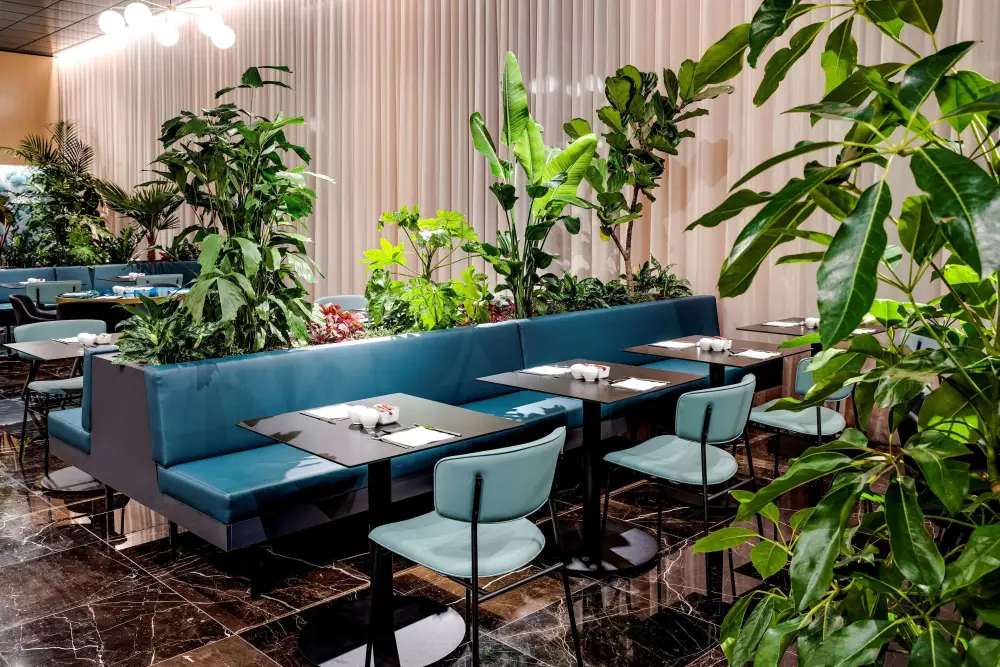 NH Collection Antwerp Centre**** | City break Antwerp - Train and Hotel