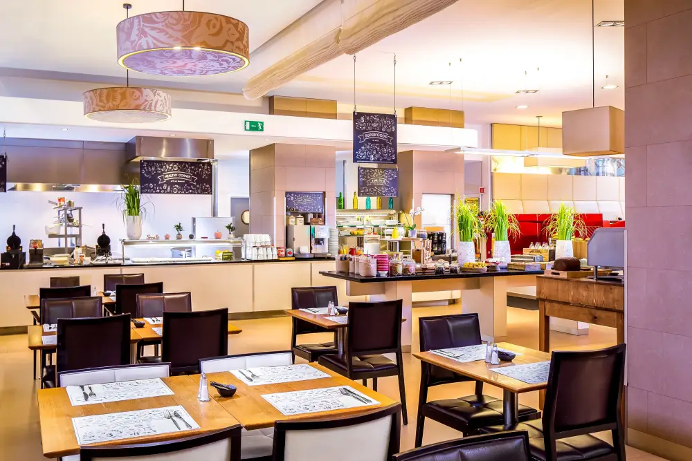 Novotel Brussels off Grand’Place | Breakfast | City break Brussels - Train and Hotel