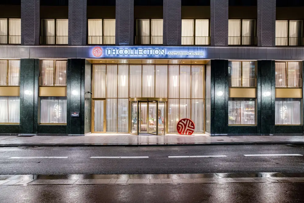 NH Collection Antwerp Centre**** | City break Antwerp - Train and Hotel