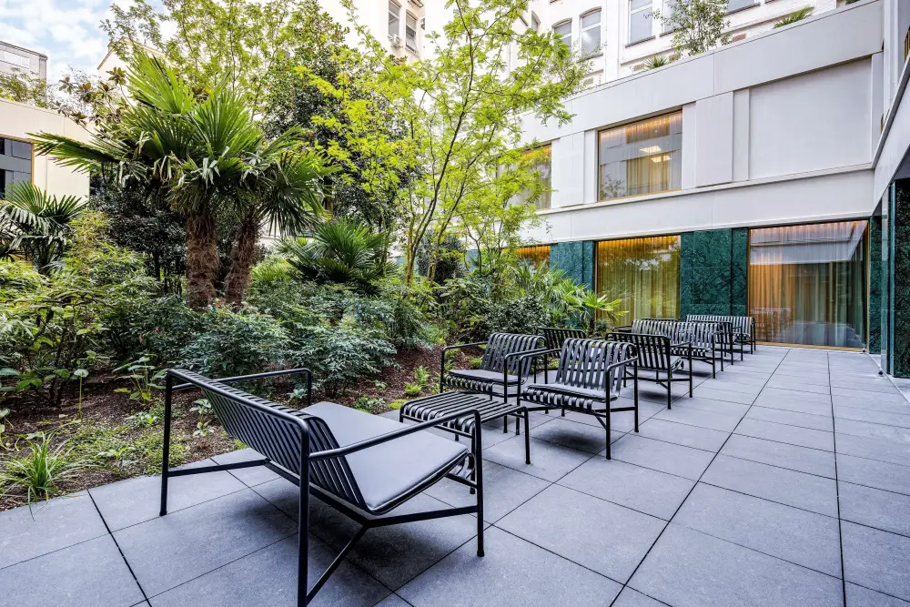 NH Collection Antwerp Centre**** | City break Antwerp - Train and Hotel