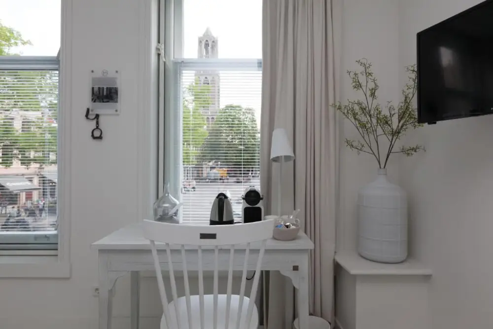 Mother Goose Utrecht Room