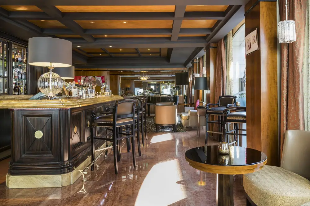 Warwick Brussels***** | City break Brussels - Train and Hotel