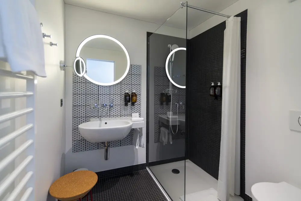 Hotel Academie**** | City break Bruges - Train and Hotel