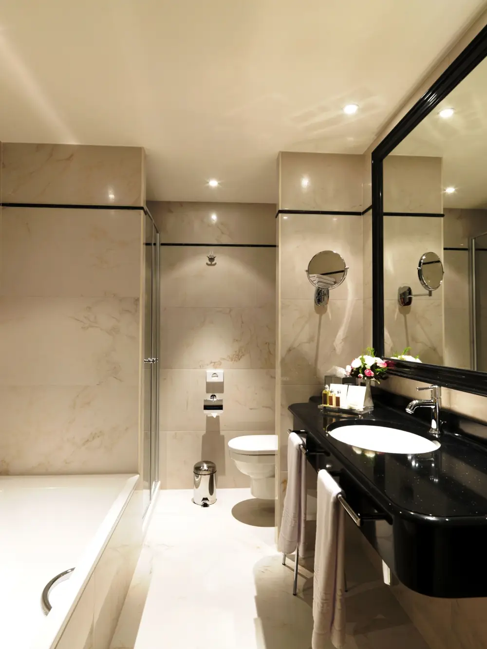 Grand Hotel Casselbergh**** | City break Bruges - Train and Hotel