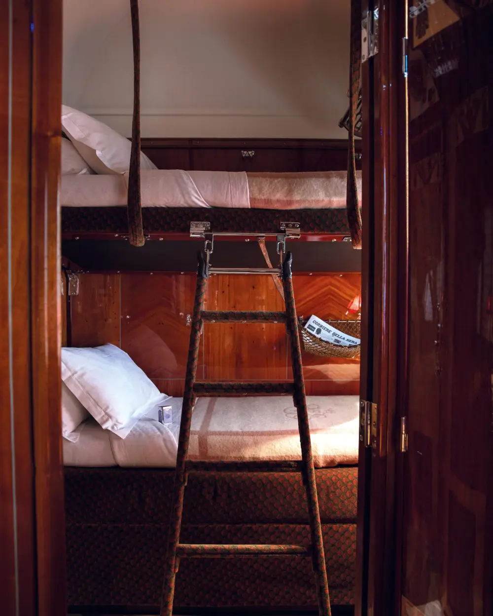 Oriënt Express: Twin Cabin Stairs