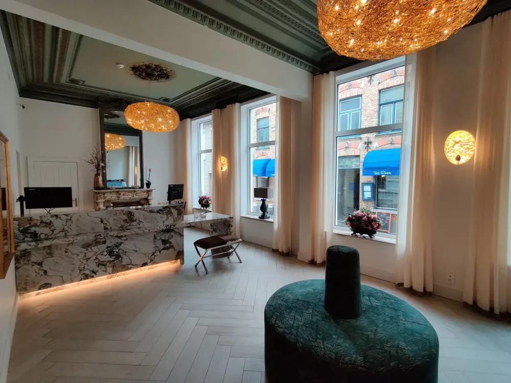 Hotel Academie**** | City break Bruges - Train and Hotel