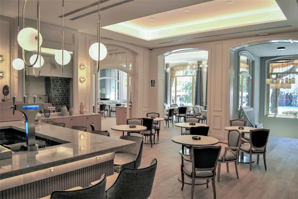 Hotel Colón**** | City break Barcelona - Train and Hotel