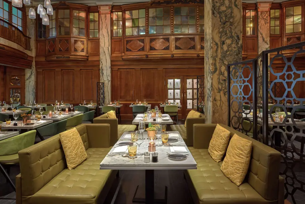 Reichshof Hotel Hamburg***+ | Stedentrip Hamburg - Trein en Hotel