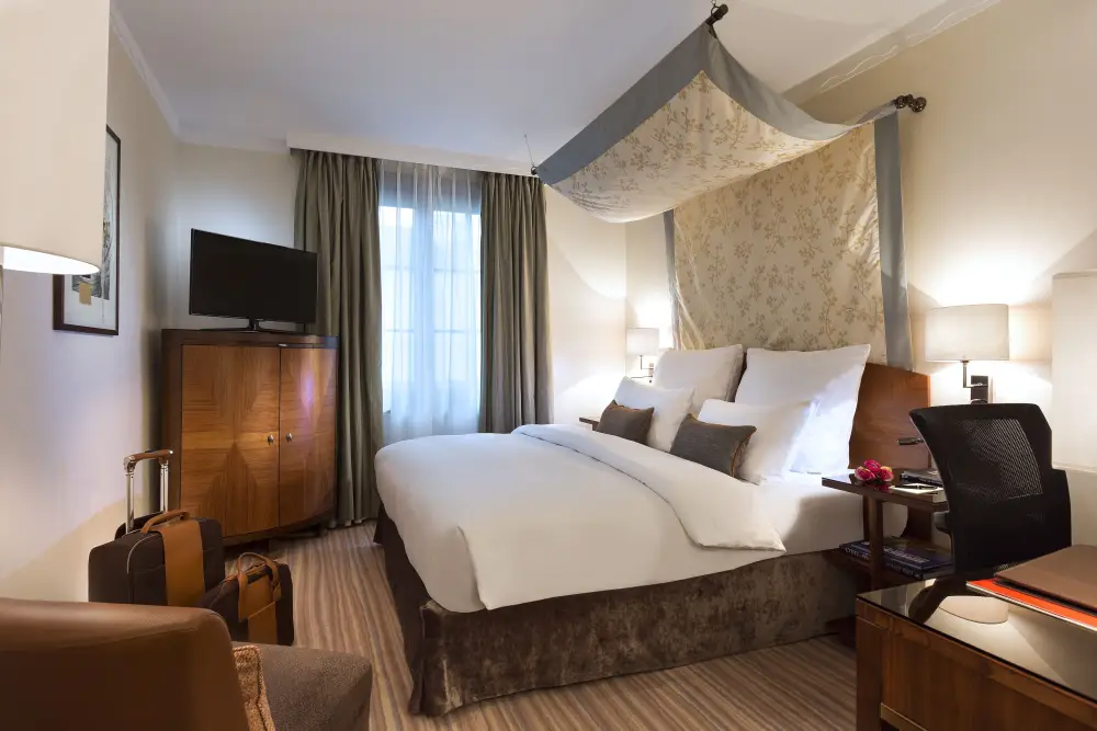Warwick Brussels***** | City break Brussels - Train and Hotel