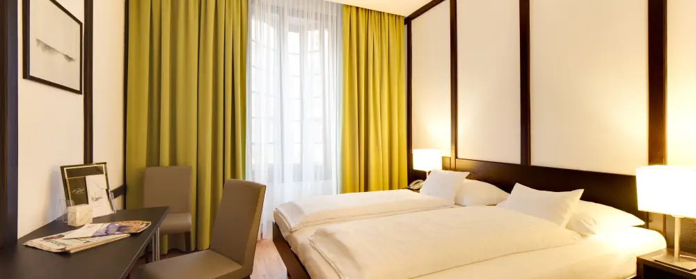 Hotel Central**** | City break Innsbruck - Train and Hotel