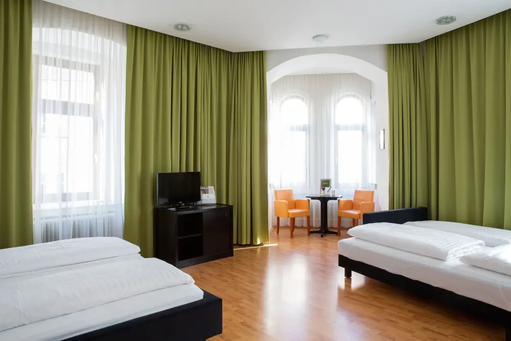 Hotel Central**** | City break Innsbruck - Train and Hotel