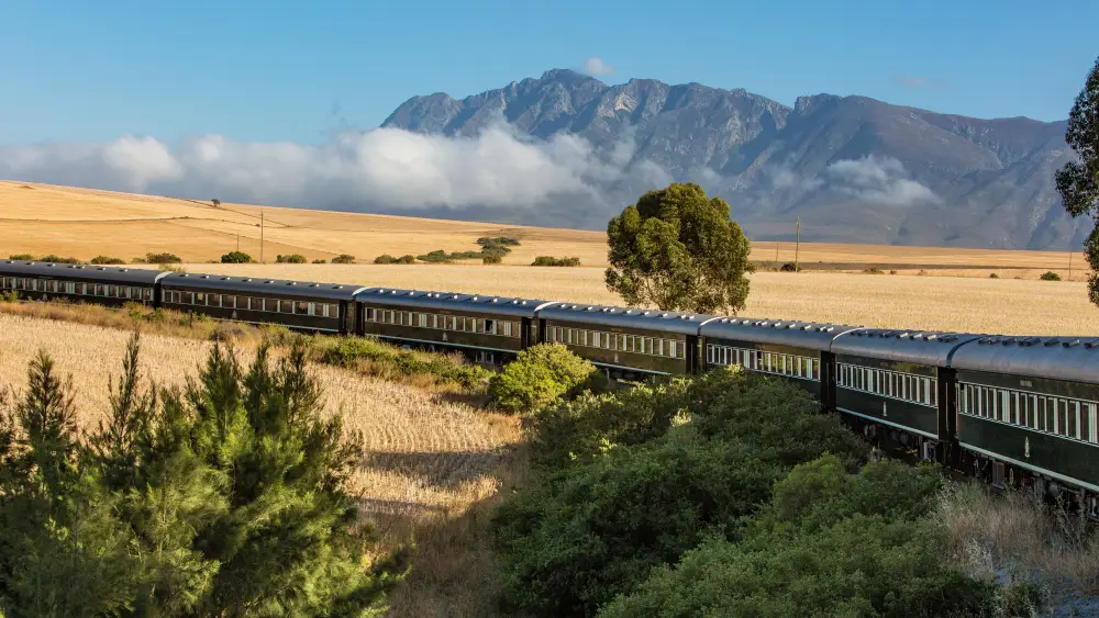 Rovos Rail: Dar es Salaam and Cape Town - Scenic View