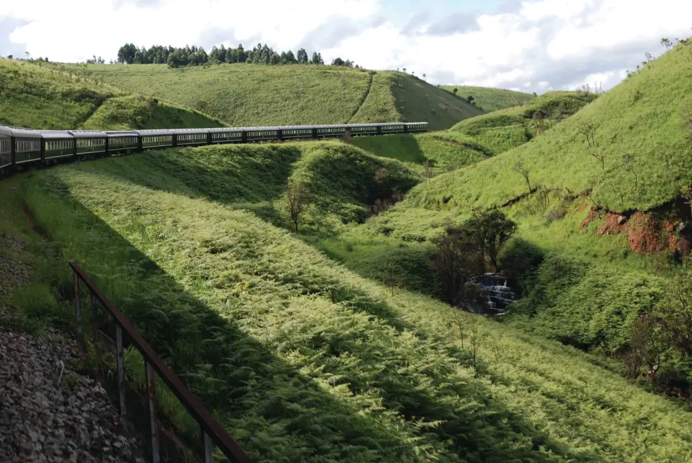 Rovos Rail: Dar es Salaam and Cape Town - Tanzania Hills