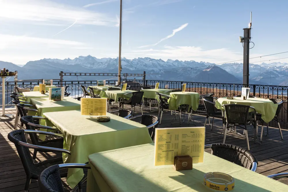 Hotel Rigi Alpina | Restaurant buiten