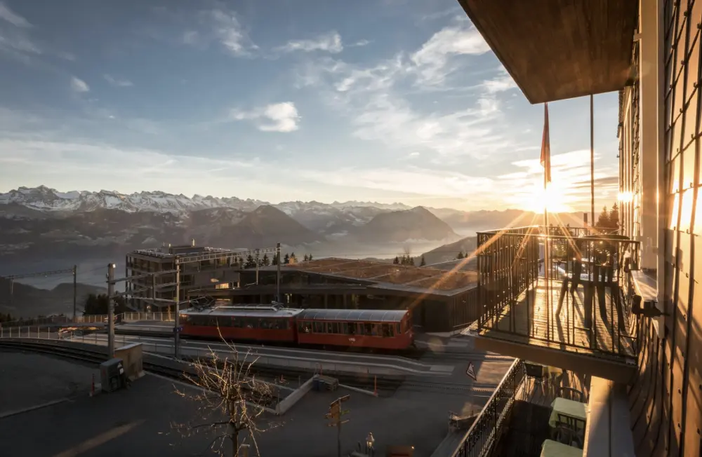 Hotel Rigi Alpina | Uitzicht op station