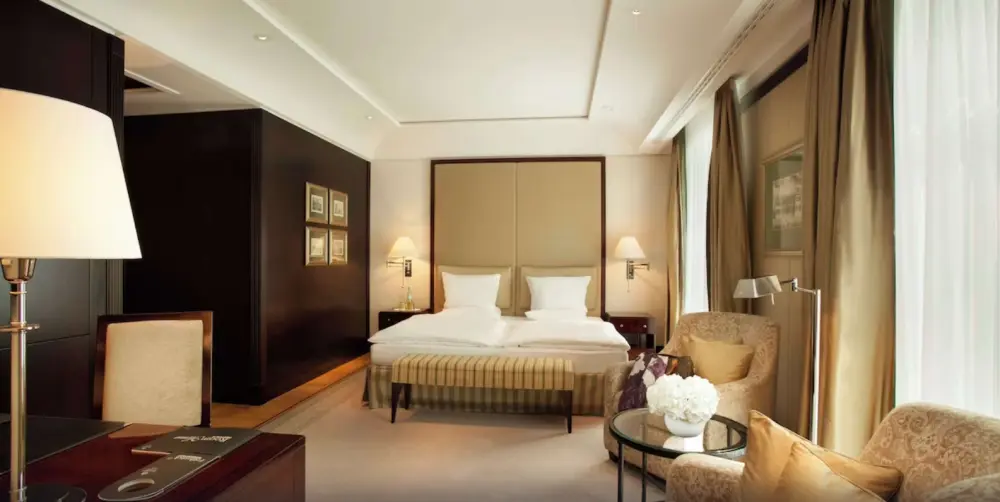Hotel Adlon Kempinski | Stedentrip Berlijn - Trein en Hotel Duitsland