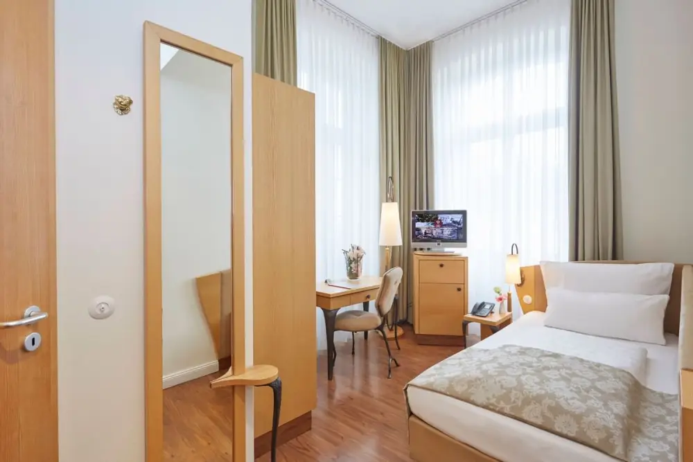 Hotel Classic Harmonie*** | Stedentrip Keulen, Duitsland - Trein en Hotel