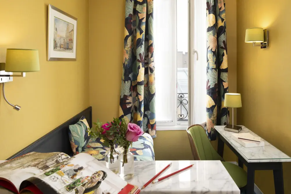 Hotel Des Arts Paris Montmartre | Stedentrip Parijs - Trein en Hotel Frankrijk