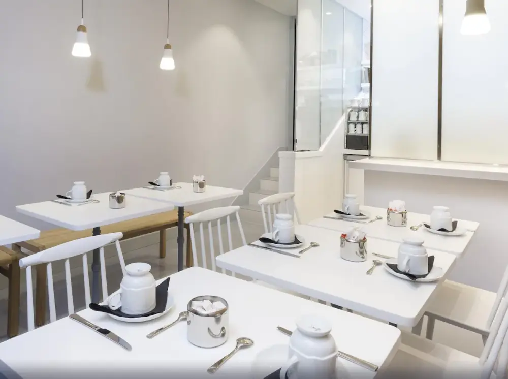 Hotel Le Lapin Blanc | Stedentrip Parijs - Trein en Hotel Frankrijk