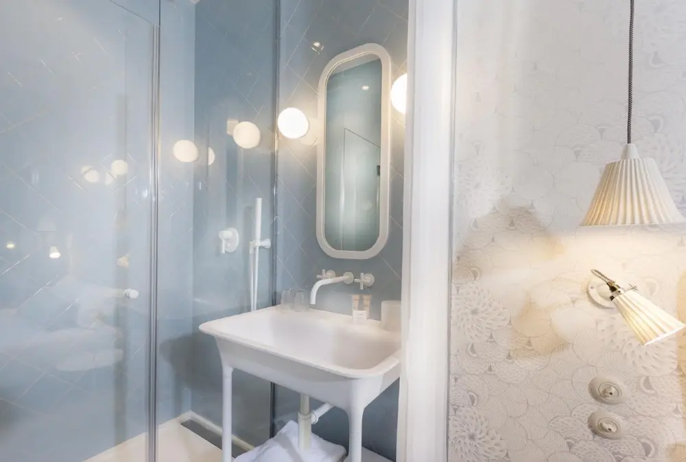 Hotel Le Lapin Blanc | Stedentrip Parijs - Trein en Hotel Frankrijk