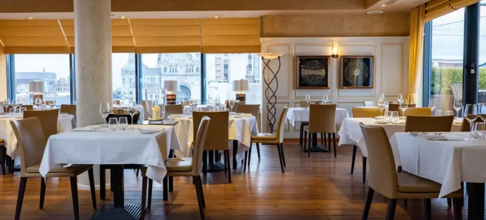 Hyllit Hotel**** | Stedentrip Antwerpen - Trein en Hotel Belgie