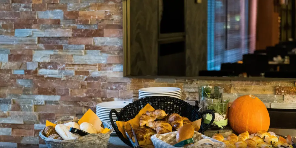 Hyllit Hotel**** | Stedentrip Antwerpen - Trein en Hotel Belgie