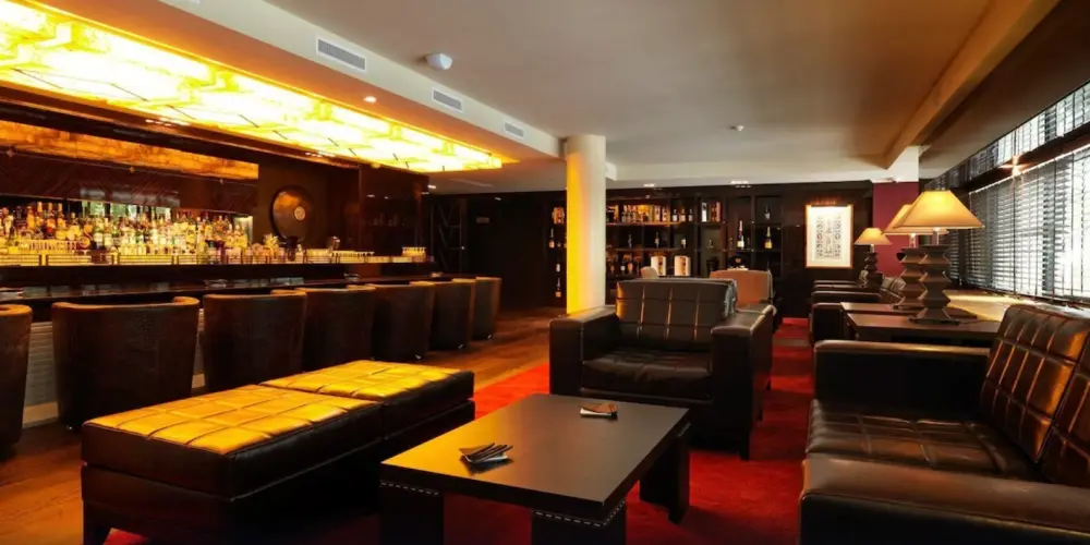 Hyllit Hotel**** | Stedentrip Antwerpen - Trein en Hotel Belgie