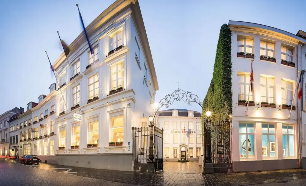 Hotel Navarra | Stedentrip Brugge - Trein en Hotel Belgie