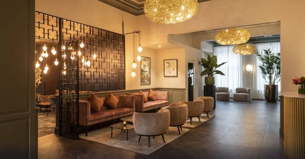 Hotel Academie | Stedentrip Brugge - Trein en Hotel Belgie