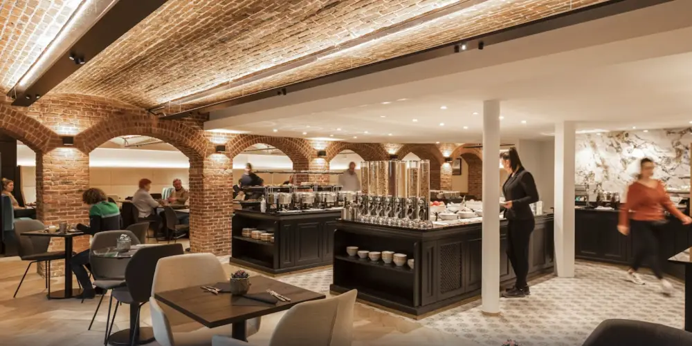 Hotel Academie | Stedentrip Brugge - Trein en Hotel Belgie