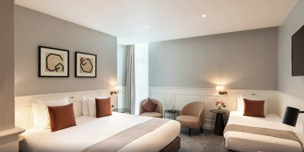 Hotel Academie | Stedentrip Brugge - Trein en Hotel Belgie