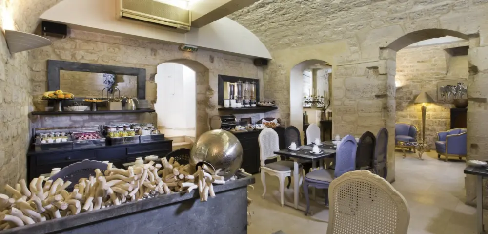 Hotel Dus d'Anjou | Stedentrip Parijs - Trein en Hotel Frankrijk