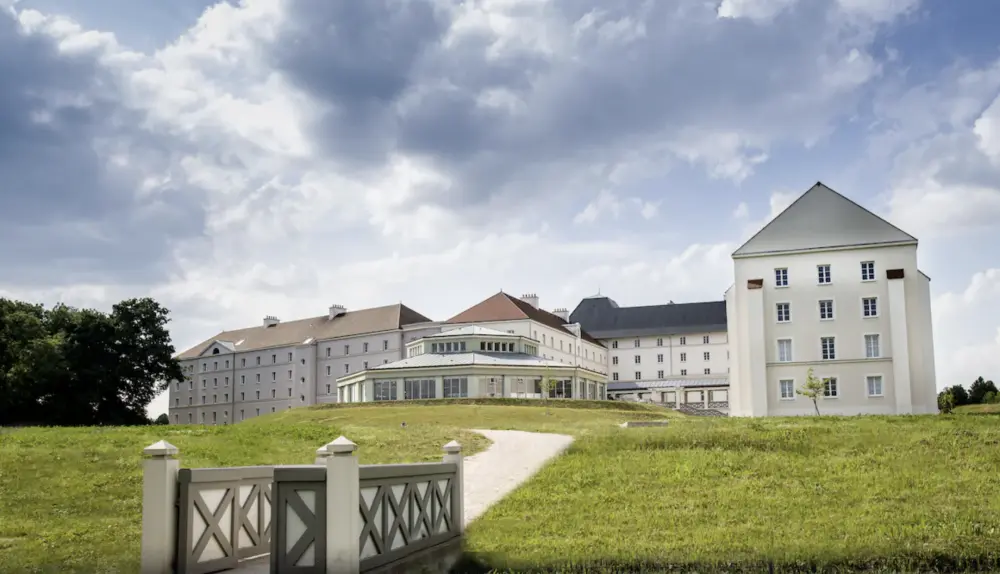 B&B Hotel Disneyland Parijs | Stedentrip Parijs - Trein en Hotel Frankrijk 