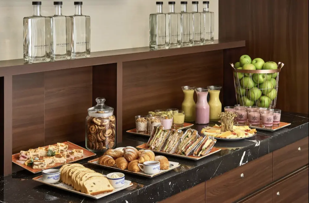 Reichshof Hotel Hamburg | Stedentrip Hamburg - Trein en Hotel Duitsland 