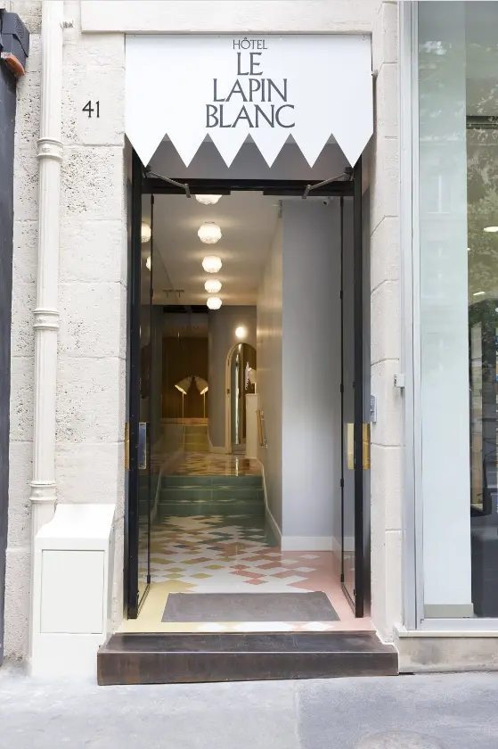 Hotel Le Lapin Blanc | Stedentrip Parijs - Trein en Hotel Frankrijk