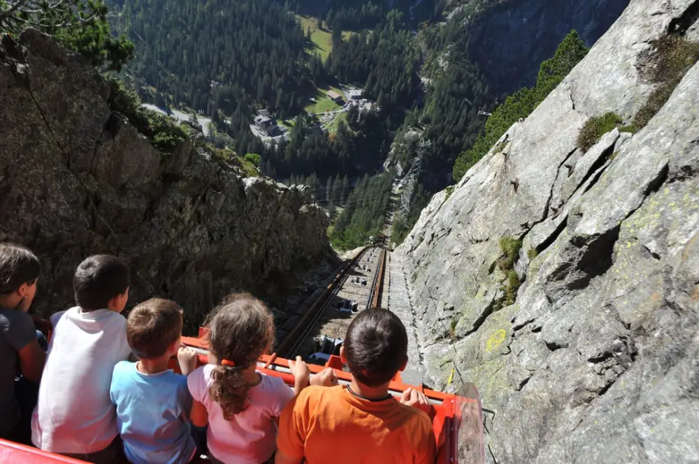 Treinreizen Zwitserland | Verbindingen, tarieven en aanbiedingen