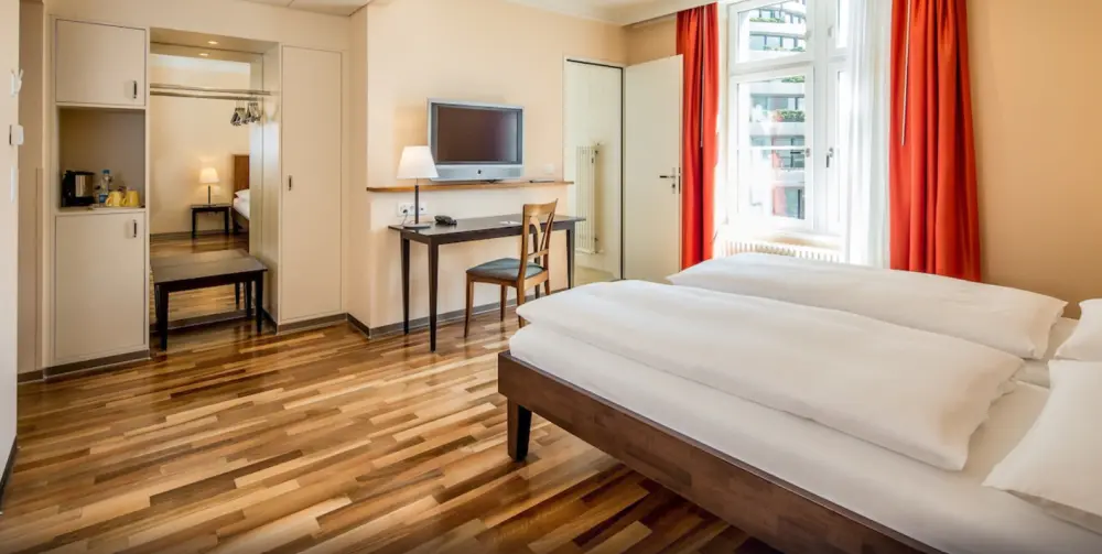 Hotel Schweizerhof - Stedentrip Basel | Trein en Hotel Zwitserland