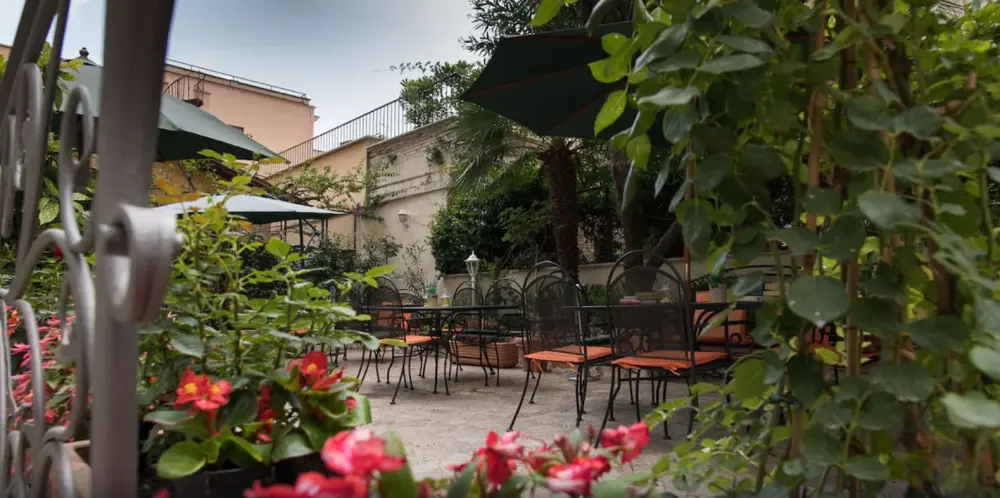 Hotel Villa Delle Rosa | Stedentrip Rome - Trein en Hotel Italie