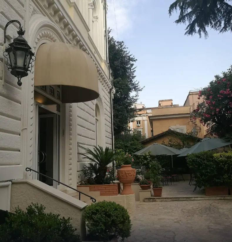 Hotel Villa Delle Rosa | Stedentrip Rome - Trein en Hotel Italie
