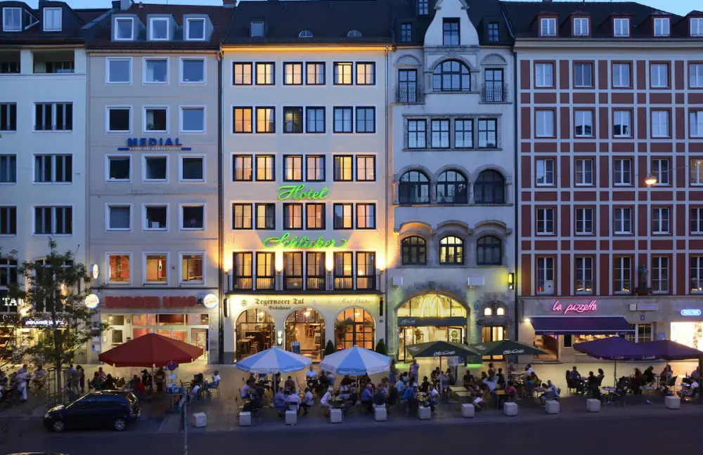 Hotel Schlicker*** | Stedentrip München - Trein en Hotel Duitsland