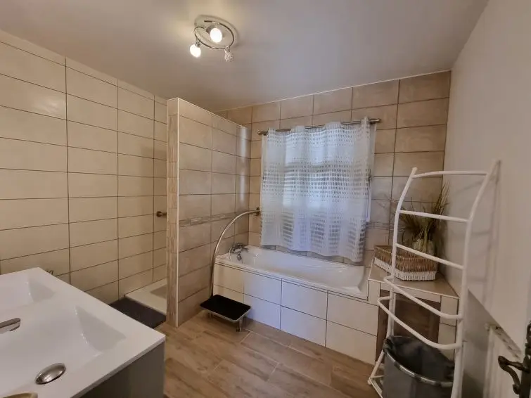 Trein, huisje en huurauto Frankrijk / Provence