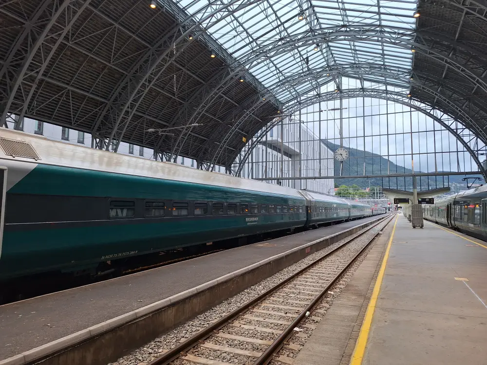 Bergensbanen and Flam railway - Bergen station