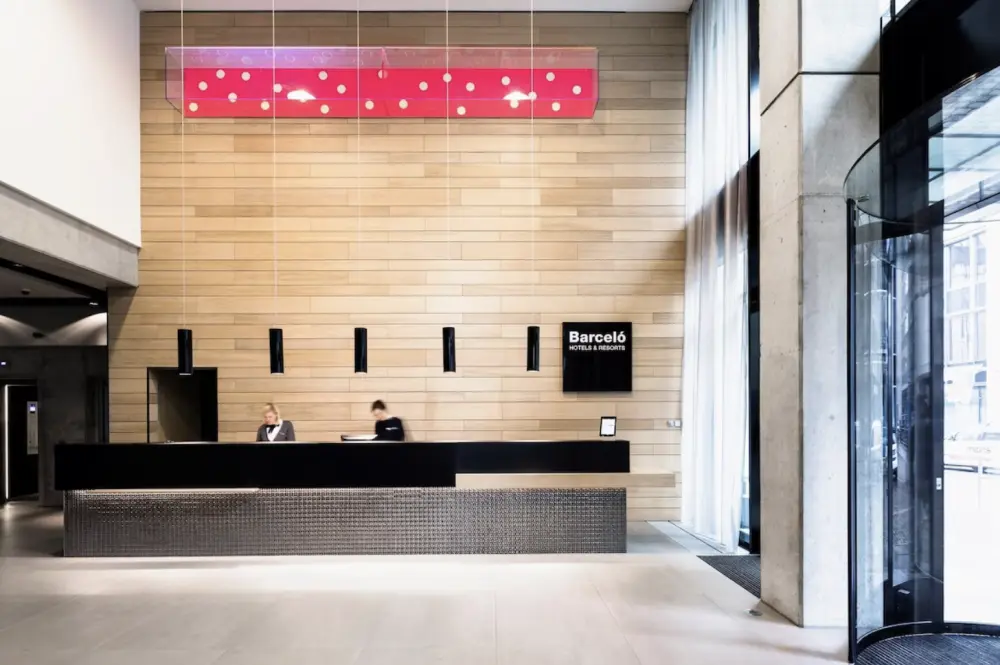 Barceló Hamburg - Stedentrip Hamburg - Trein en Hotel